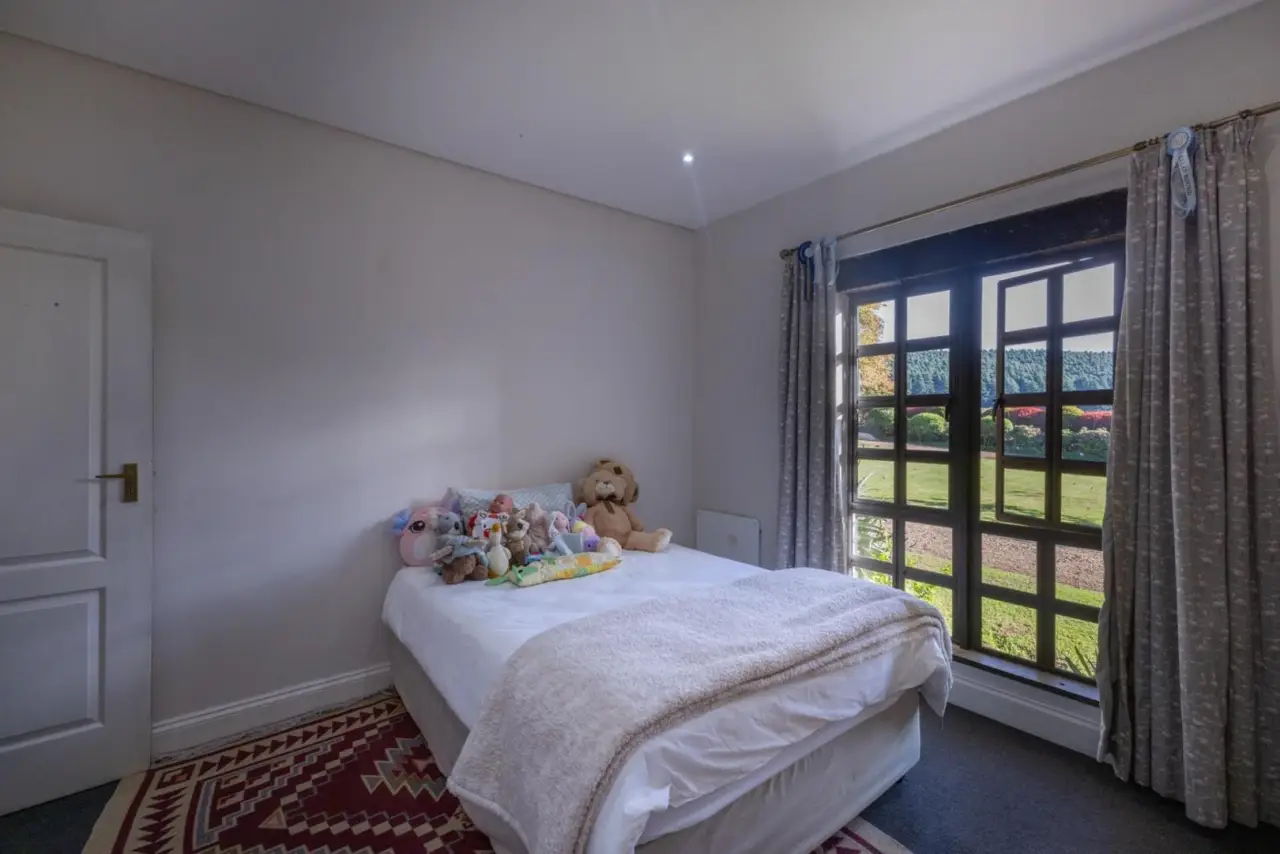 5 Bedroom House for Sale in Nottingham Road, photo 20