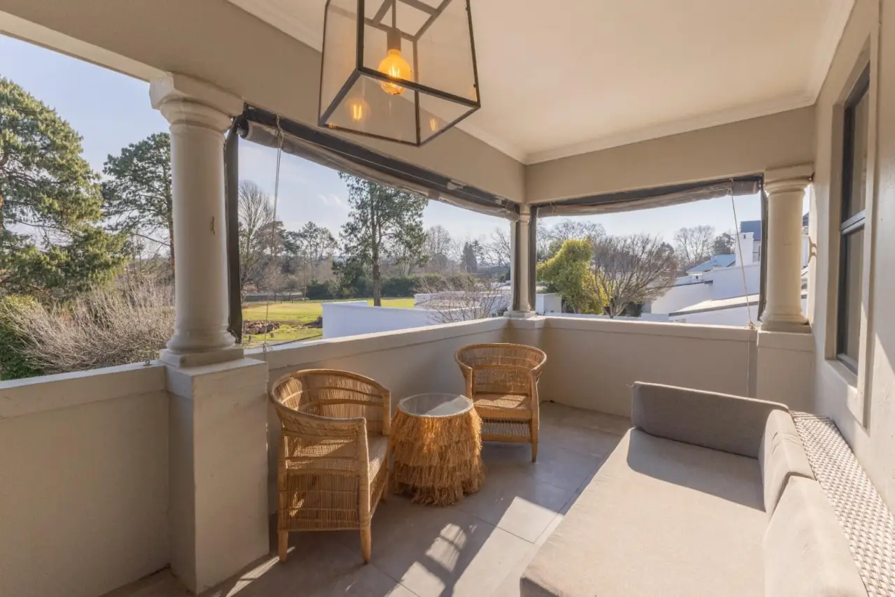 4 Bedroom House for Sale in Gowrie Village, photo 2