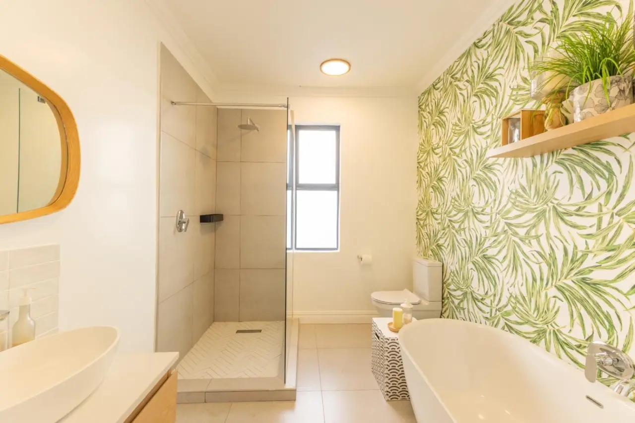4 Bedroom House for Sale in Gowrie Village, photo 13