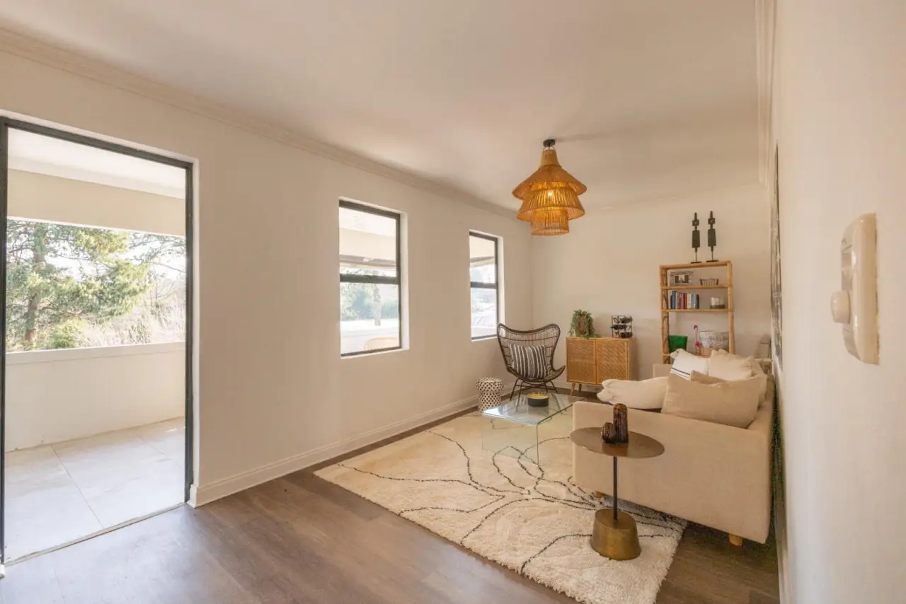 4 Bedroom House for Sale in Gowrie Village, photo 17